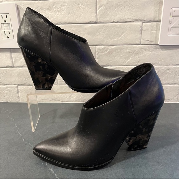 42 Gold sz 10 Koral black leather pointy toe heeled boots - Picture 13 of 16